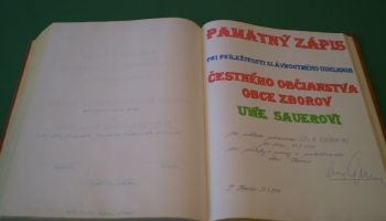 P8272246
