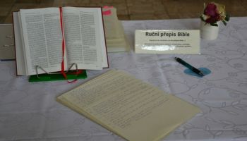 2013 01 07 vystava bible vcera dnes a zitra zborov 0153