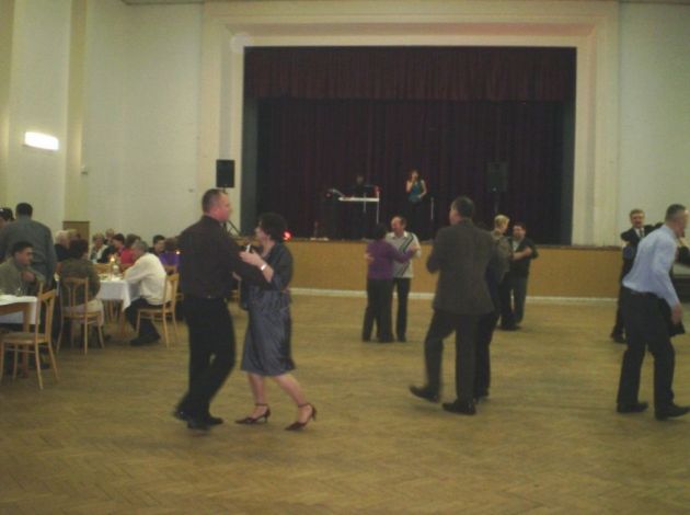 P2132211