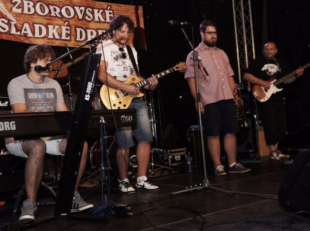 Zborovsk   sladk   drevo 2015   225